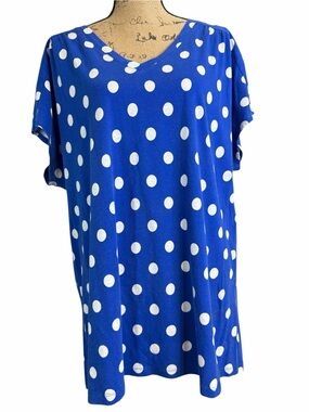 Sportelle  Blue Polka Dot V-Neck Women’s Top. EC. Size 3X
